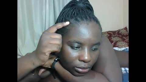 Snapshot of hotebbbyy chatting on December 2025 06:17:01 PM EBBY online show from December 2025 06:17:01 PM