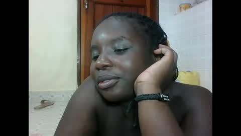 Snapshot of hotebbbyy chatting on December 2025 07:00:01 PM EBBY online show from December 2025 07:00:01 PM