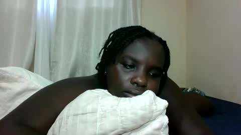 Snapshot of hotebbbyy chatting on December 2025 01:38:02 PM EBBY online show from December 2025 01:38:02 PM