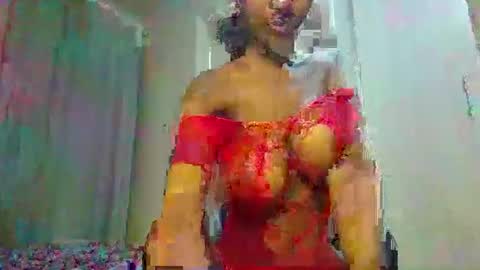 hotfalling706077 online show from December 2024 07:00:02 PM