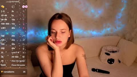 Viki online show from October 2025 09:24:01 PM