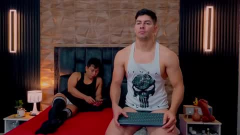 felipe  marcello online show from September 2025 02:27:02 PM