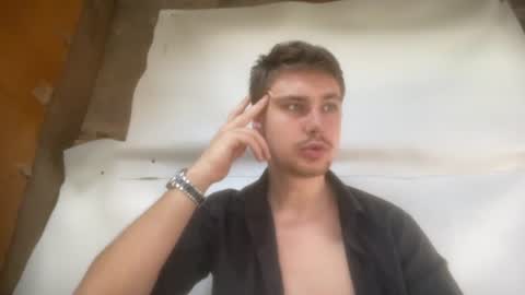 Snapshot of hotgentleman_3003 chatting on June 2026 08:48:01 AM William online show from June 2026 08:48:01 AM