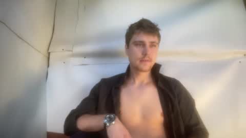 Snapshot of hotgentleman_3003 chatting on July 2026 07:54:01 AM William online show from July 2026 07:54:01 AM
