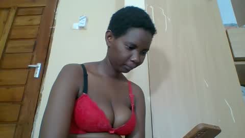 Queen online show from March 2025 09:59:01 PM