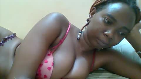 Queen online show from October 2025 01:47:02 PM