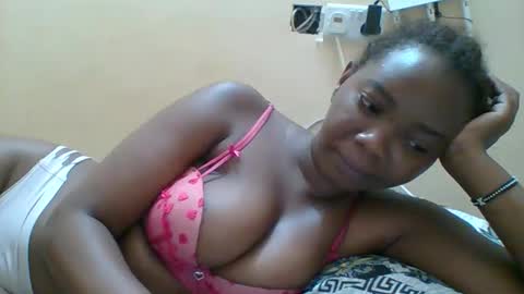 Snapshot of hotgodees chatting on December 2025 12:29:01 AM Queen online show from December 2025 12:29:01 AM