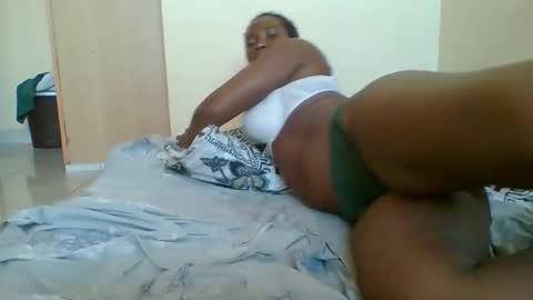 Snapshot of hotgodees chatting on December 2025 12:46:02 PM Queen online show from December 2025 12:46:02 PM