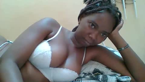 Snapshot of hotgodees chatting on January 2026 07:01:02 AM Queen online show from January 2026 07:01:02 AM
