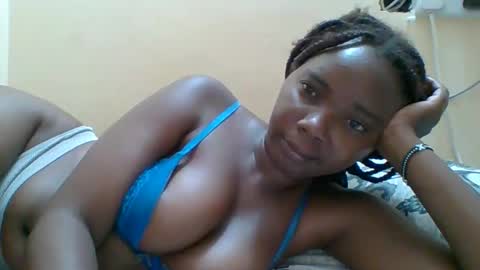 Snapshot of hotgodees chatting on January 2026 08:35:01 PM Queen online show from January 2026 08:35:01 PM