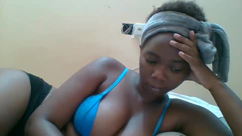Snapshot of hotgodees chatting on February 2026 07:03:02 AM Queen online show from February 2026 07:03:02 AM