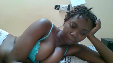 Snapshot of hotgodees chatting on February 2026 07:10:02 PM Queen online show from February 2026 07:10:02 PM