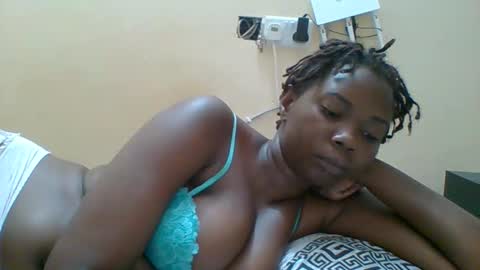 Snapshot of hotgodees chatting on February 2026 07:21:01 PM Queen online show from February 2026 07:21:01 PM