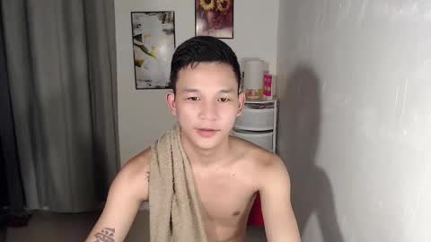 hotguy0503 online show from October 2025 06:41:02 PM
