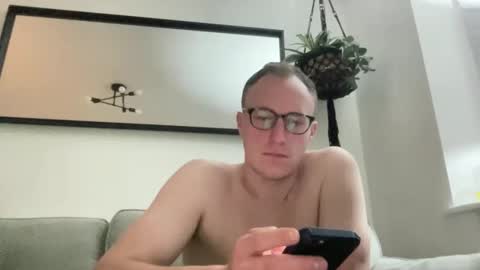 hotholby86 online show from December 2024 08:38:02 PM