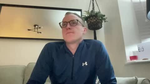 hotholby86 online show from December 2024 08:08:01 PM