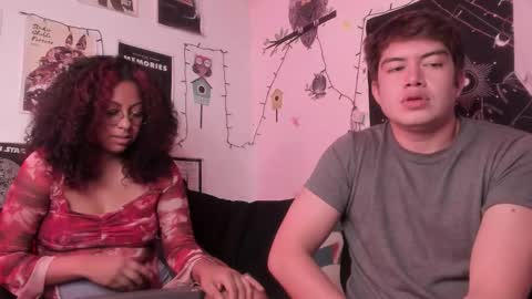 Snapshot of hothoneychile chatting on October 2025 10:55:02 PM Sam and Nico online show from October 2025 10:55:02 PM