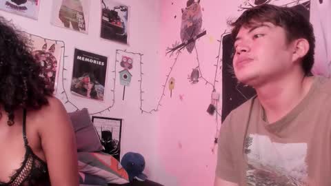 Snapshot of hothoneychile chatting on October 2025 04:30:02 PM Sam and Nico online show from October 2025 04:30:02 PM