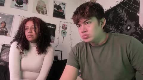 Snapshot of hothoneychile chatting on November 2025 02:50:01 PM Sam and Nico online show from November 2025 02:50:01 PM