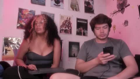 Snapshot of hothoneychile chatting on February 2026 02:21:02 AM Sam and Nico online show from February 2026 02:21:02 AM