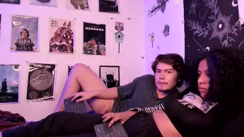 Snapshot of hothoneychile chatting on February 2026 05:34:02 AM Sam and Nico online show from February 2026 05:34:02 AM