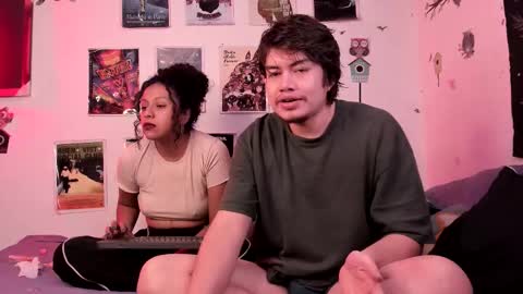 Snapshot of hothoneychile chatting on February 2026 03:45:02 AM Sam and Nico online show from February 2026 03:45:02 AM