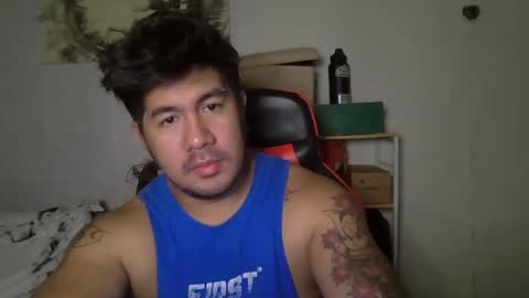 Snapshot of hothunkybear23 chatting on December 2024 09:39:01 AM Khel online show from December 2024 09:39:01 AM