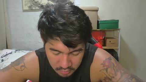 Snapshot of hothunkybear23 chatting on December 2024 09:02:01 AM Khel online show from December 2024 09:02:01 AM