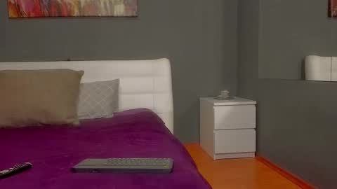 Jennyfer online show from February 2025 06:46:02 PM