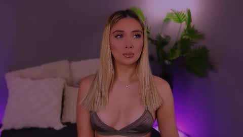 Maria online show from November 2025 04:36:01 AM