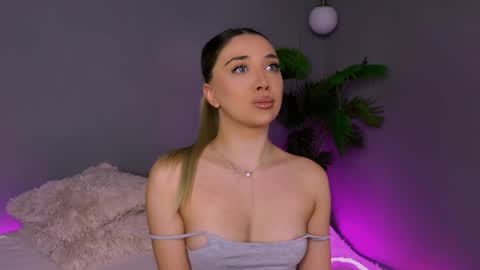 Maria online show from April 2026 04:02:02 AM