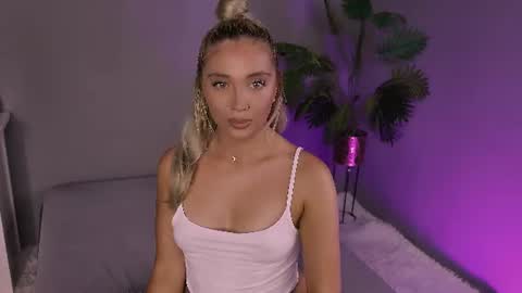 Snapshot of hotjessxx chatting on July 2026 12:55:01 PM Maria online show from July 2026 12:55:01 PM