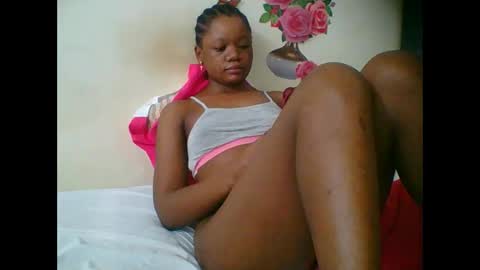 LOYCE online show from November 2025 11:18:02 PM