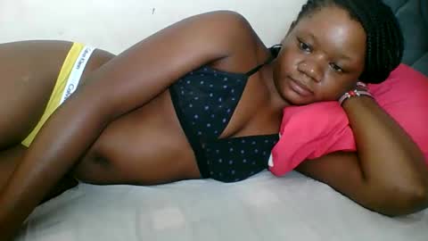 LOYCE online show from May 2026 07:43:01 PM