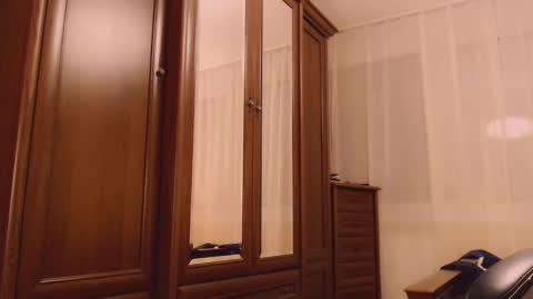 Angela online show from February 2025 01:23:02 AM