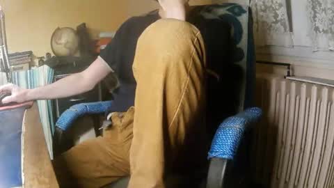 hotleopold online show from November 2025 10:21:01 PM