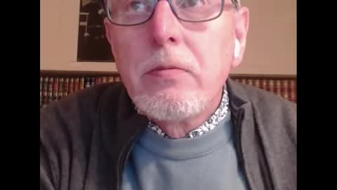 Snapshot of hotlux_54 chatting on January 2025 12:22:01 AM hotlux_54 online show from January 2025 12:22:01 AM