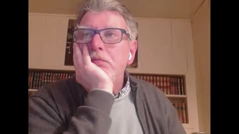 Snapshot of hotlux_54 chatting on March 2025 11:38:02 PM hotlux_54 online show from March 2025 11:38:02 PM