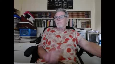 Snapshot of hotlux_54 chatting on September 2025 03:44:01 PM hotlux_54 online show from September 2025 03:44:01 PM