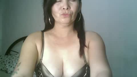 hotmamajen4u online show from June 2026 01:32:01 PM