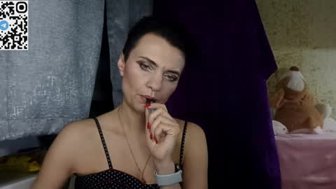 hotmamaqueen234 online show from March 2026 10:09:01 PM