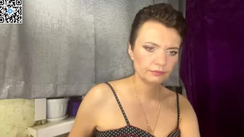 hotmamaqueen234 online show from May 2026 10:07:01 PM