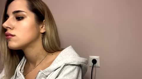 hotmusex online show from October 2025 09:43:01 AM