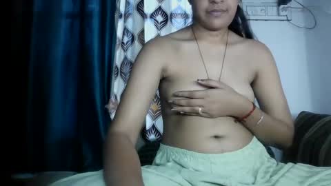 lola online show from April 2026 05:29:02 AM