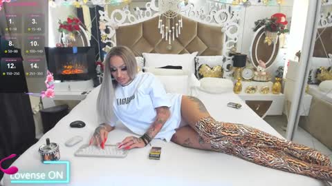 Snapshot of hotred69xxx chatting on January 2025 05:58:01 PM Delya- online show from January 2025 05:58:01 PM