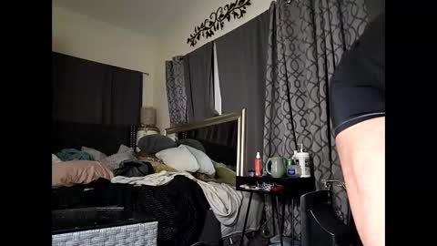 hotrox6942 online show from February 2026 09:30:01 AM