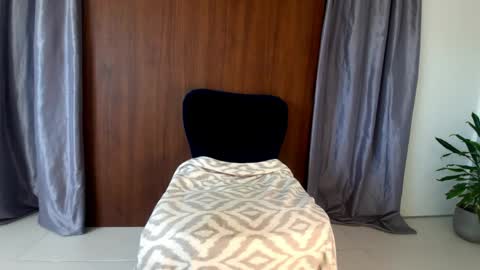 Snapshot of hotsexroom69 chatting on April 2026 08:23:01 AM Mola online show from April 2026 08:23:01 AM