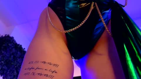 Anais online show from December 2024 11:55:02 AM