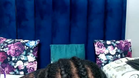 hotsmalltitsx online show from May 2026 06:31:02 PM