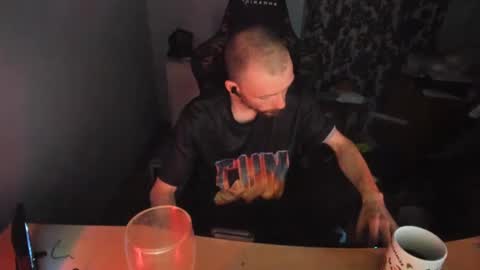 Snapshot of hotsummer1996 chatting on March 2025 06:30:01 PM hot online show from March 2025 06:30:01 PM